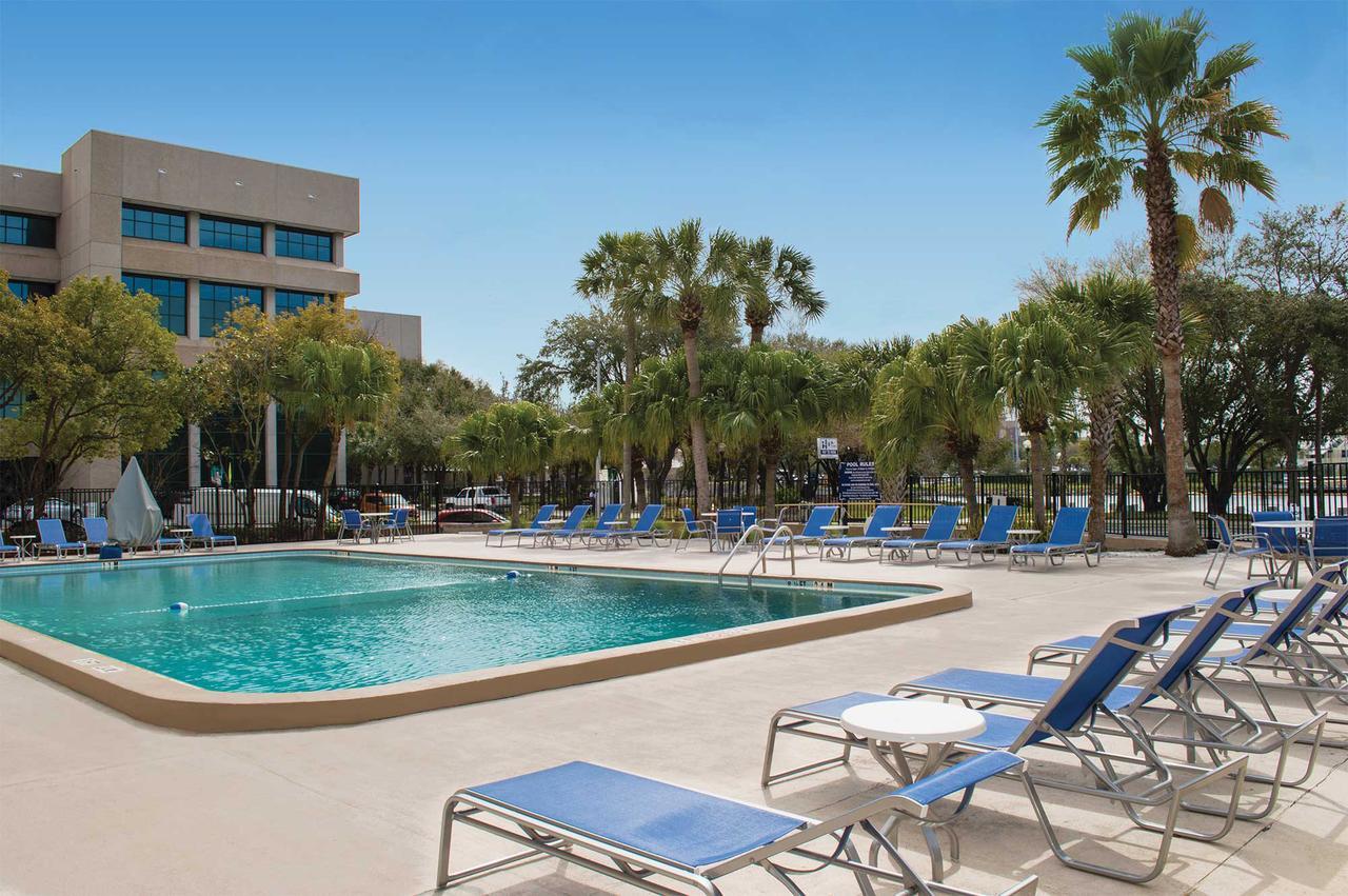 เดอะแบร์รีมอร์ โฮเทล - แทมปา Hotel ภายนอก รูปภาพ